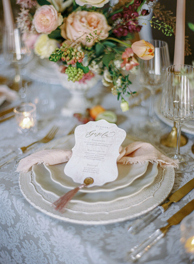 Menükarte Hochzeit mit Kalligrafie